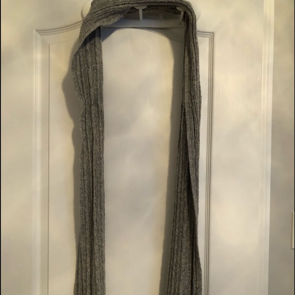 American Eagle Scarf in Grey - Picture 1 of 3